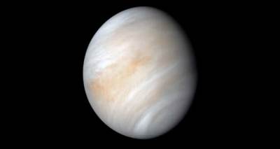 اليوم و العام في كوكب الزهرة