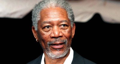 قرط الفنان مورجان فريمان 