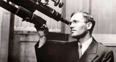 وصية مكتشف كوكب بلوتو