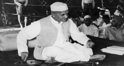 وفاة رئيس الوزراء الهندي لال بهادور شاستري