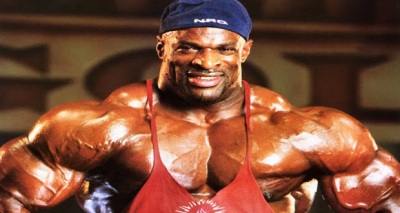 سبب حظر وضعية القمر في لعبة كمال الأجسام 