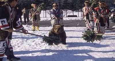 عبادة الدببة لدي شعب الإينو