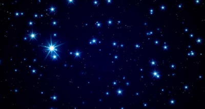 لئلئت النجوم