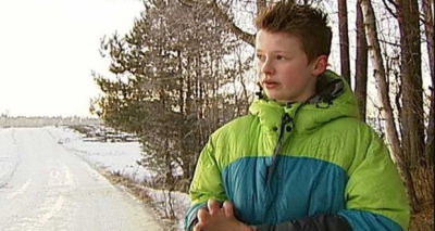 يحمي نفسه من الذئاب بأيبود 