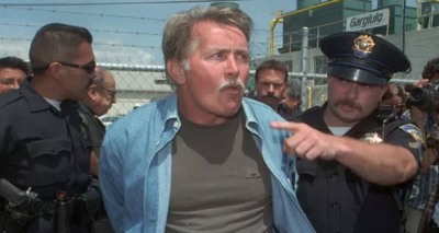 شغب الممثل مارتن شين