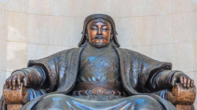 الامبراطور المغولى جنكيز خان