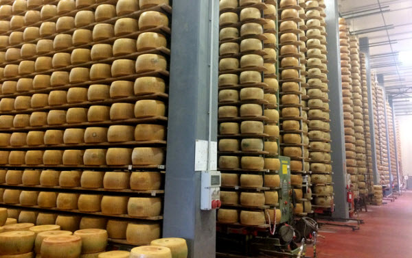 مستودع الجبن التابع لبنك كريديتو اميليانو