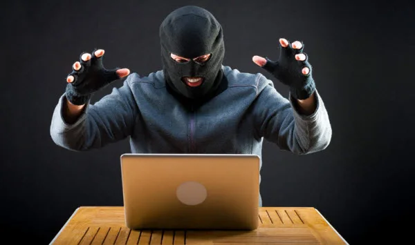 الجرائم الاليكترونية