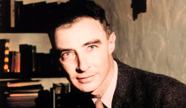 روبرت أوبنهايمر ( 1904 – 1967 )