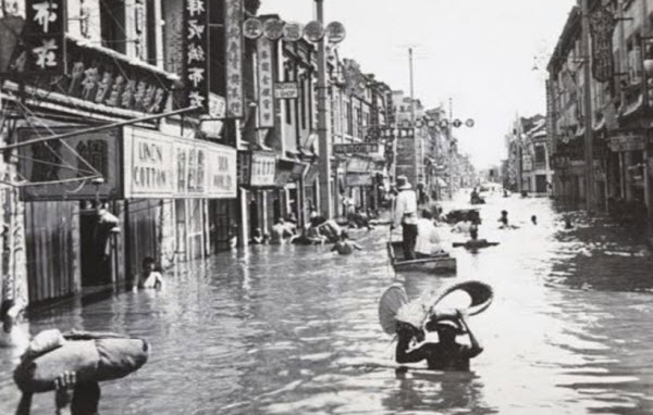 فيضان نهر اليانجتسي عام 1931