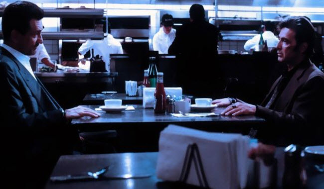 لماذا كان مشهد المائدة التي جمعت بين آل باتشينو و روبرت دي نيرو في فيلم حرارة Heat هو الأكثر تميزا في تاريخ السينما