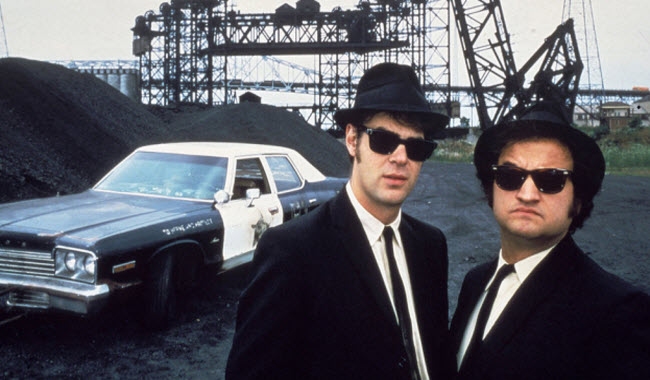 ذا بلوز برازرز .. فيلم حطم الأرقام القياسية و صنع أسطورة سيارة البلوزموبايل